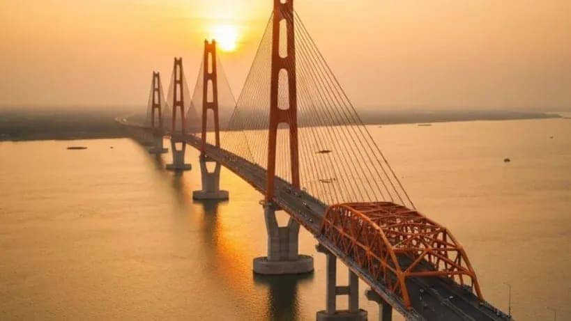 পদ্মা সেতু চালুর পর অর্থনীতিতে অভূতপূর্ব গতি, দক্ষিণাঞ্চলে বিনিয়োগ বেড়েছে দ্বিগুণ