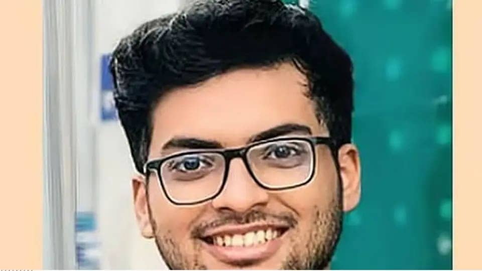 ফ্লোরিডায় মর্মান্তিক হত্যাকাণ্ডের শিকার বাংলাদেশি শিক্ষার্থী লিমনের জানাজা সম্পন্ন: গভীর শোকের ছায়া