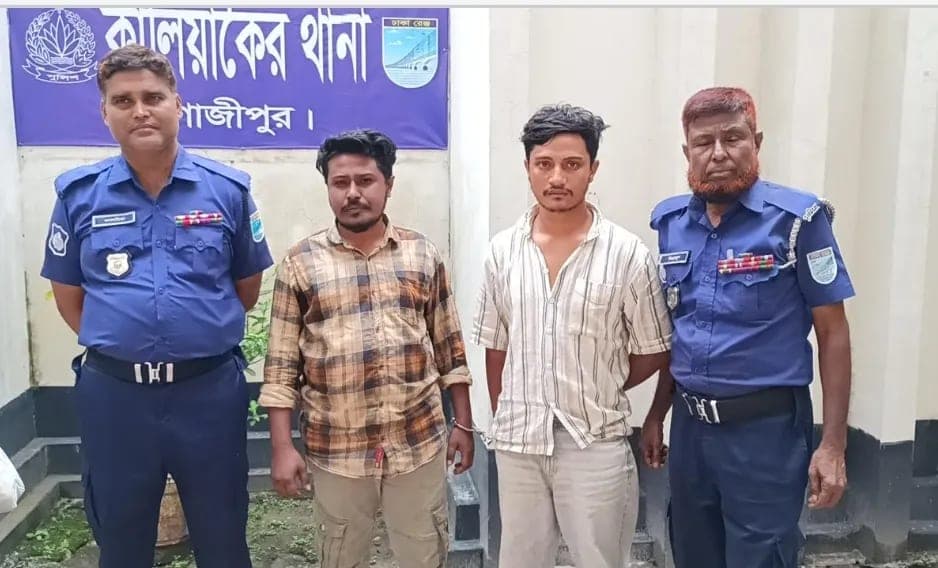 কালিয়াকৈরে ডাকাতির প্রস্তুতিকালে দুইজন গ্রেপ্তার, অস্ত্র ও গাড়ি উদ্ধার